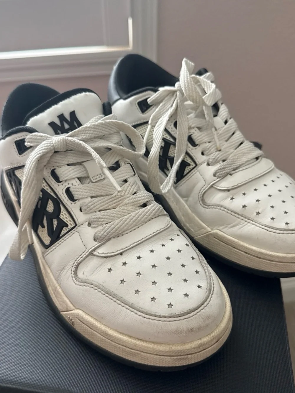 AMIRI White and Black Low-Top Logo Leather Sneakers